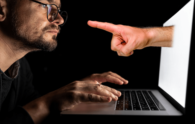 Amenazas por email y "Sextorsión"